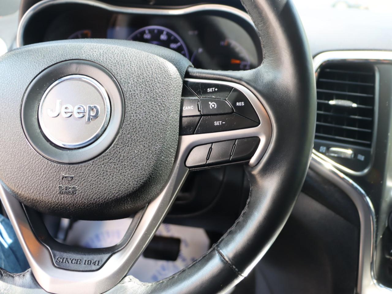 Jeep Grand Cherokee Laredo 4WD 2018