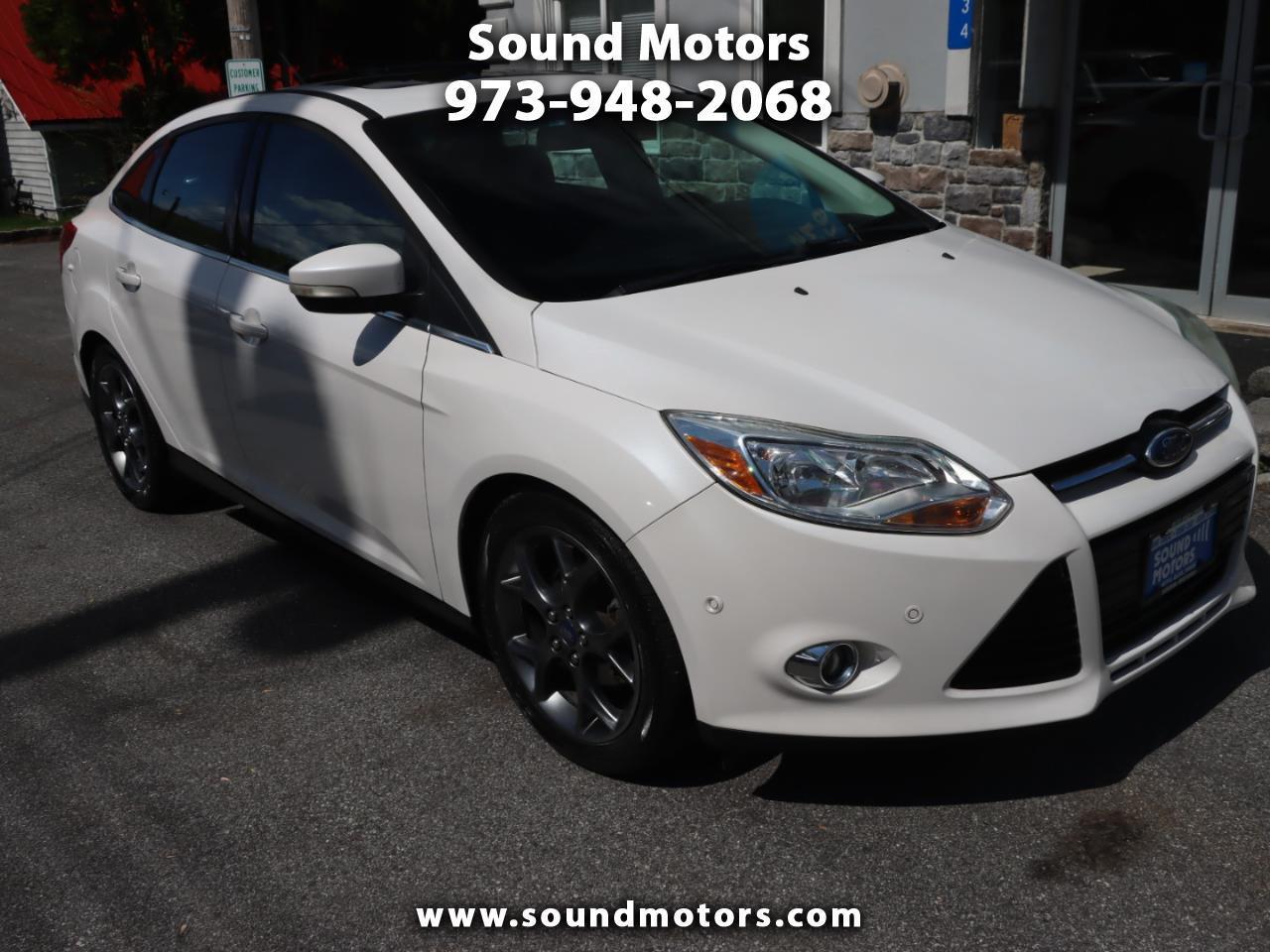 Ford Focus SEL Sedan 2012