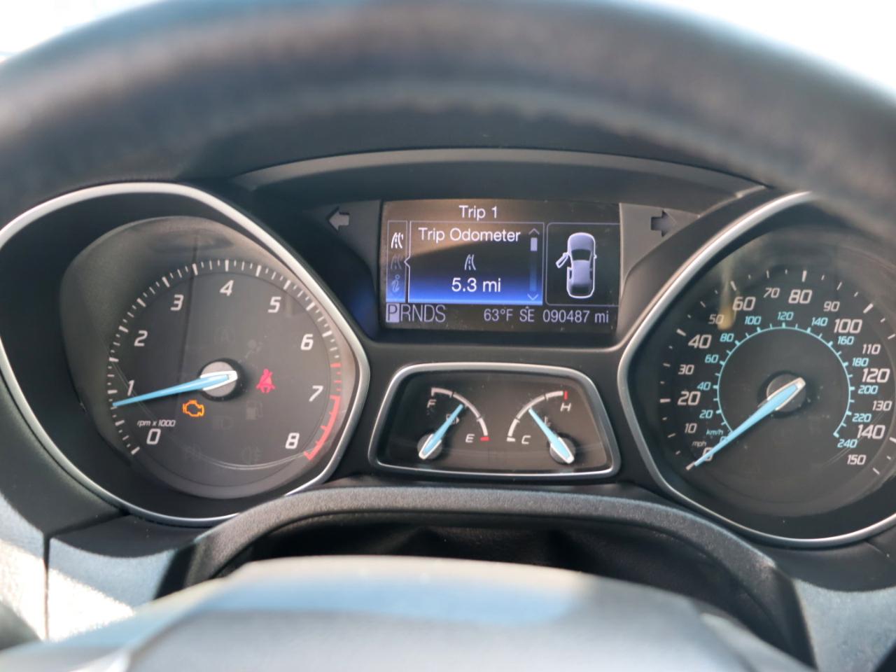 Ford Focus SEL Sedan 2012