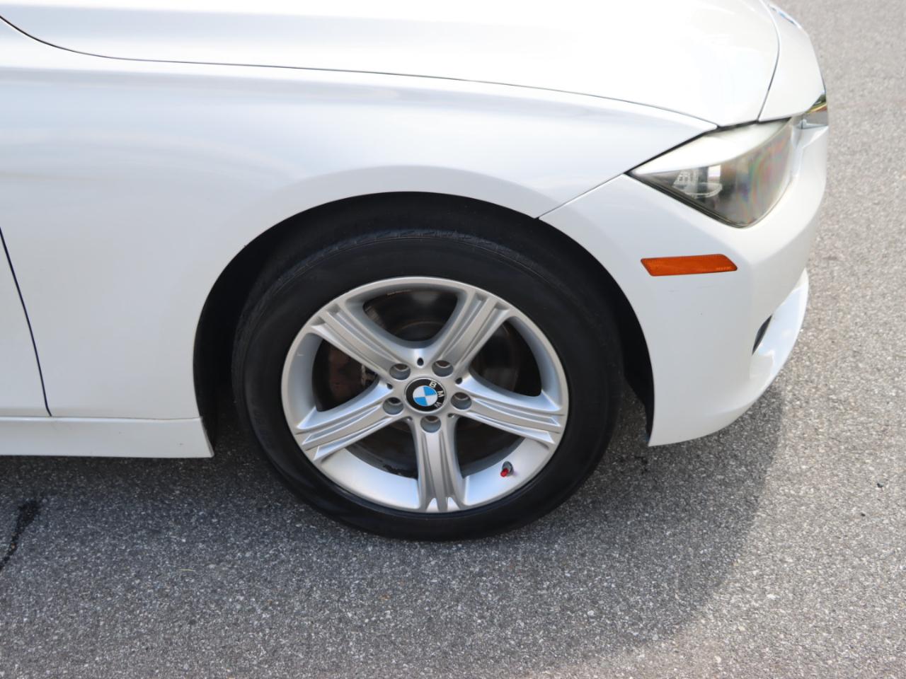 BMW 3-Series 328i xDrive Sedan 2015