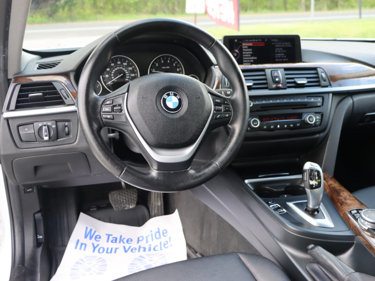 BMW 3-Series 328i xDrive Sedan 2015
