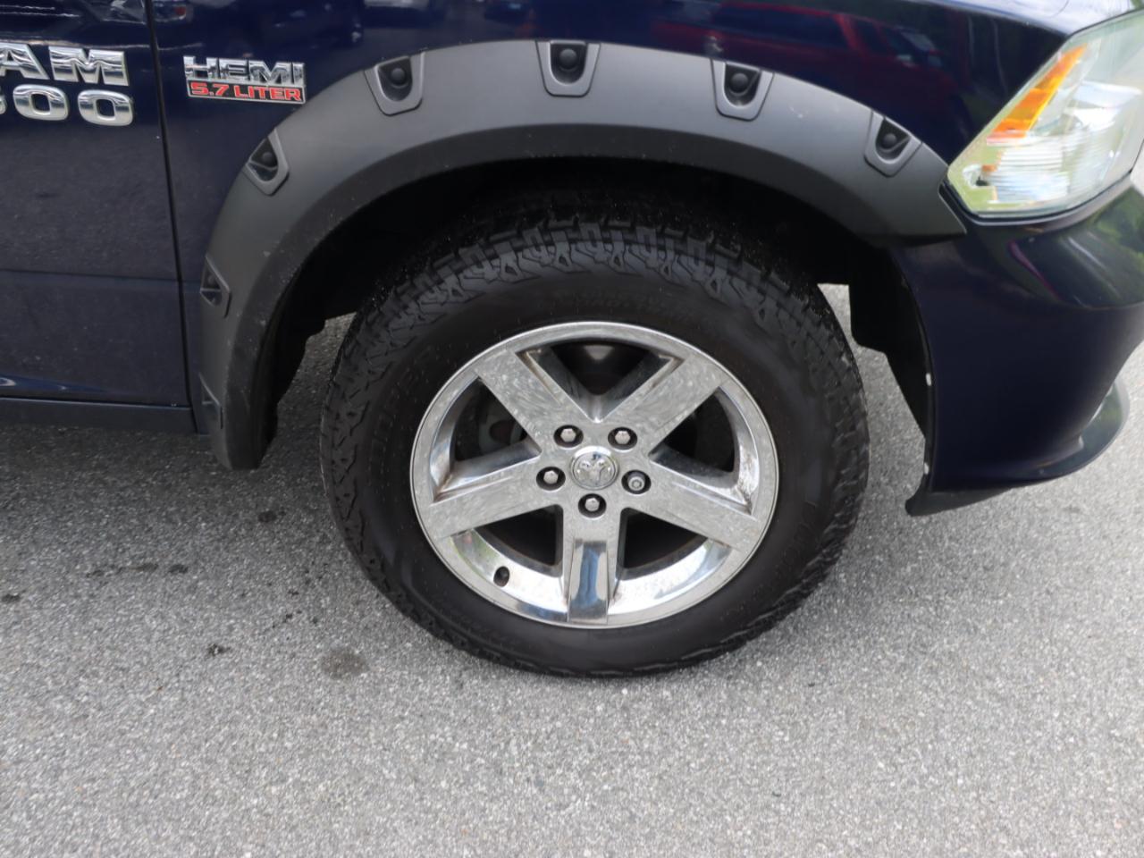 RAM 1500 Tradesman Quad Cab 4WD 2014