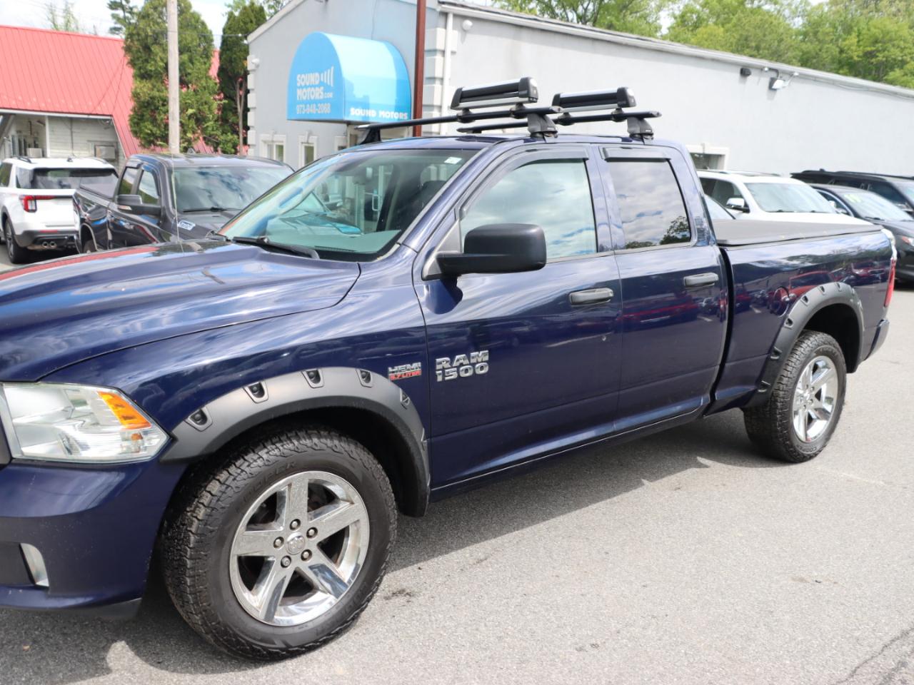 RAM 1500 Tradesman Quad Cab 4WD 2014