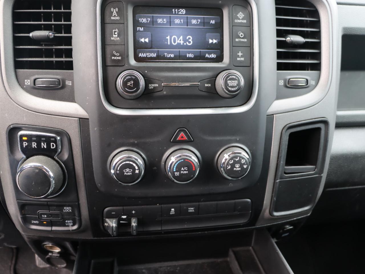 RAM 1500 Tradesman Quad Cab 4WD 2014
