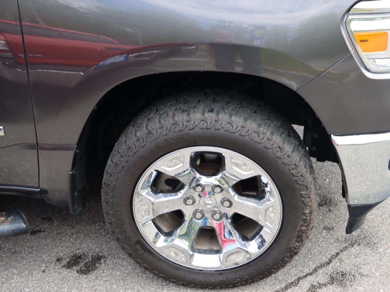RAM 1500 Big Horn Quad Cab 4WD 2020