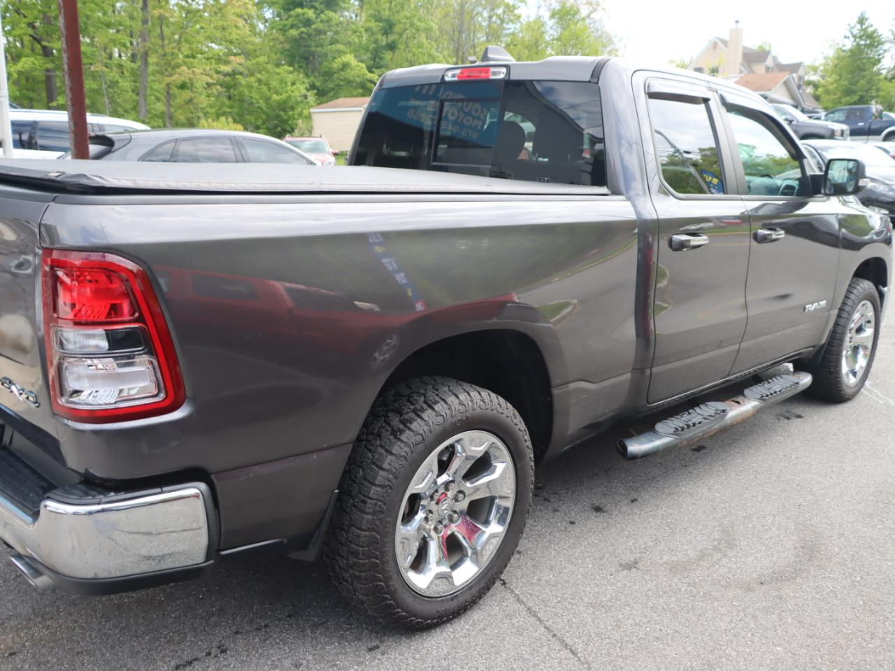 RAM 1500 Big Horn Quad Cab 4WD 2020