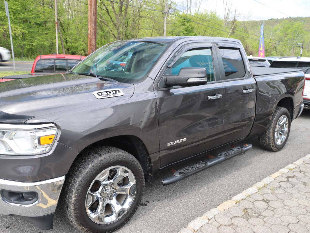 RAM 1500 Big Horn Quad Cab 4WD 2020