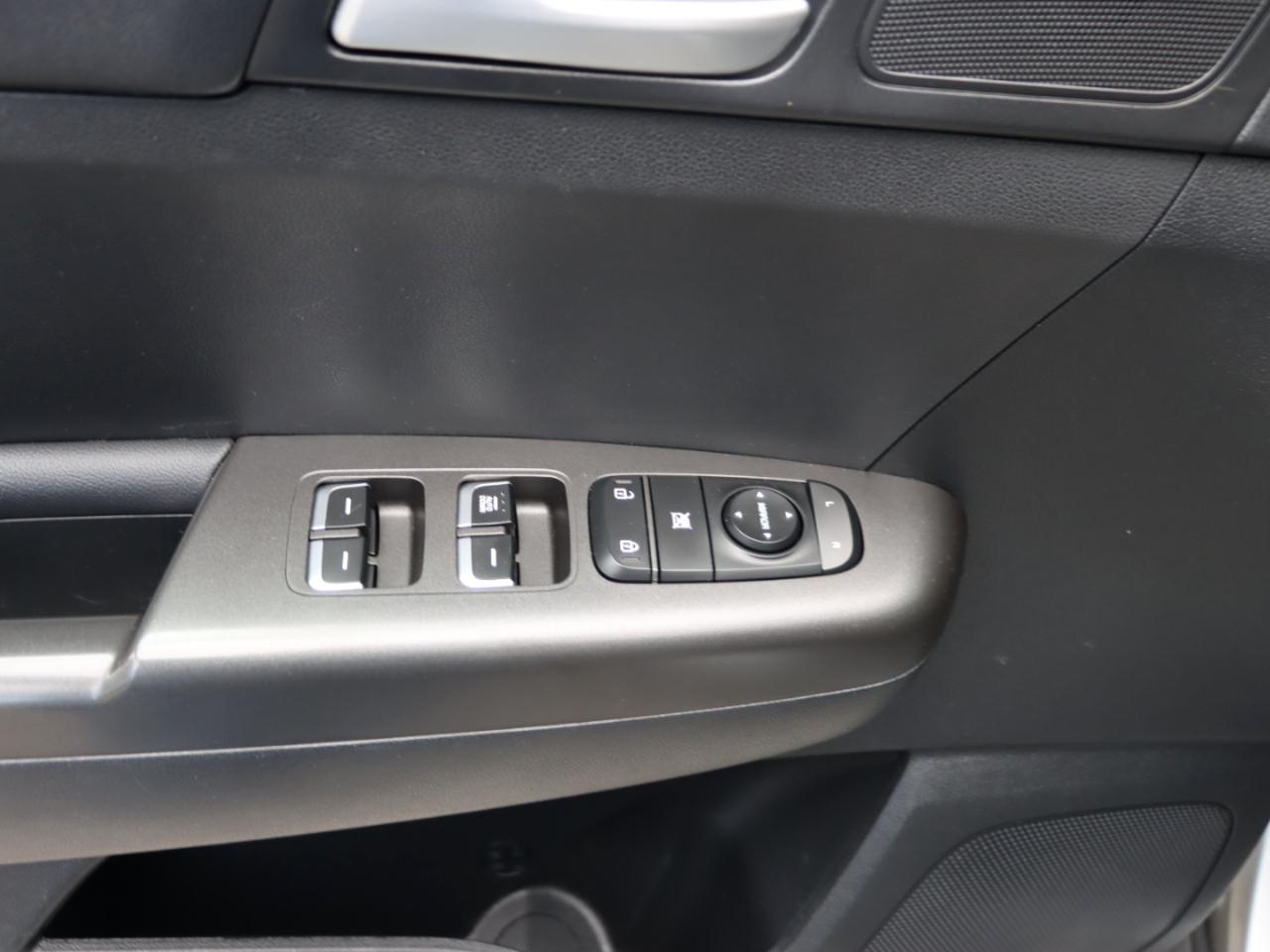 Kia Sportage LX FWD 2020