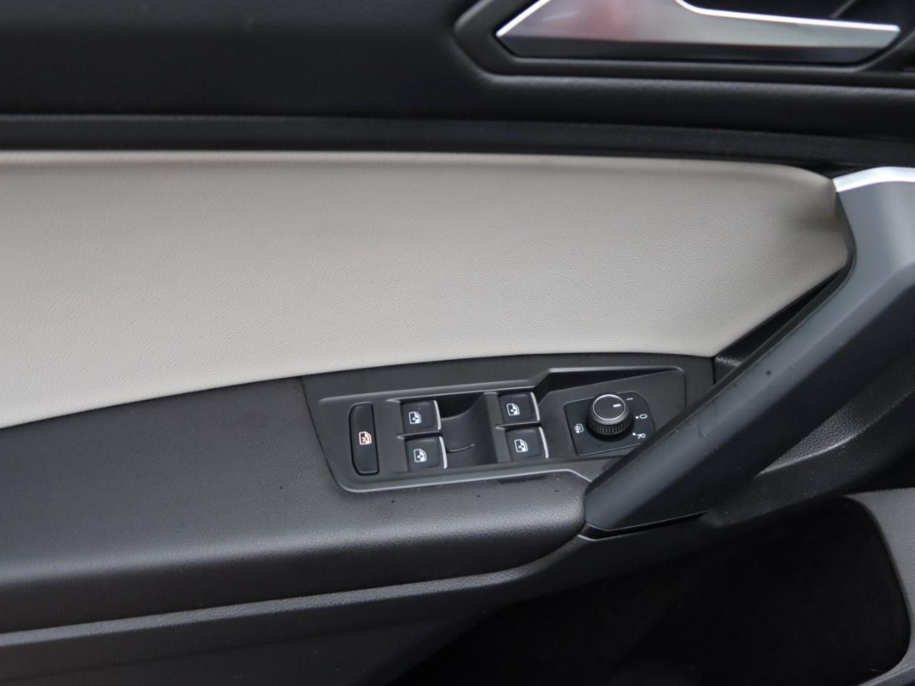 Volkswagen Tiguan SEL 4Motion AWD 2019