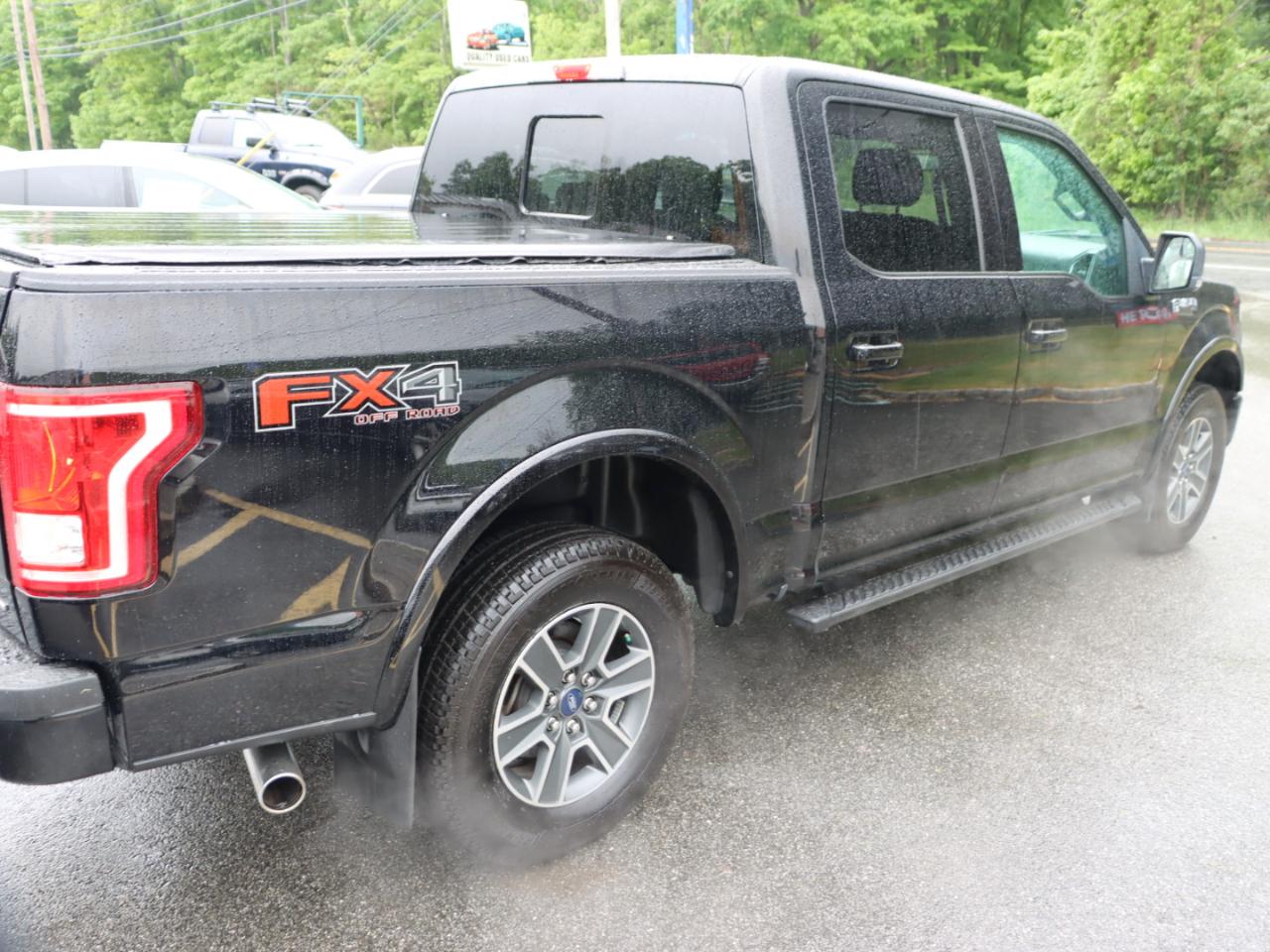 Ford F-150 Lariat SuperCrew 5.5-ft. Bed 4WD 2016