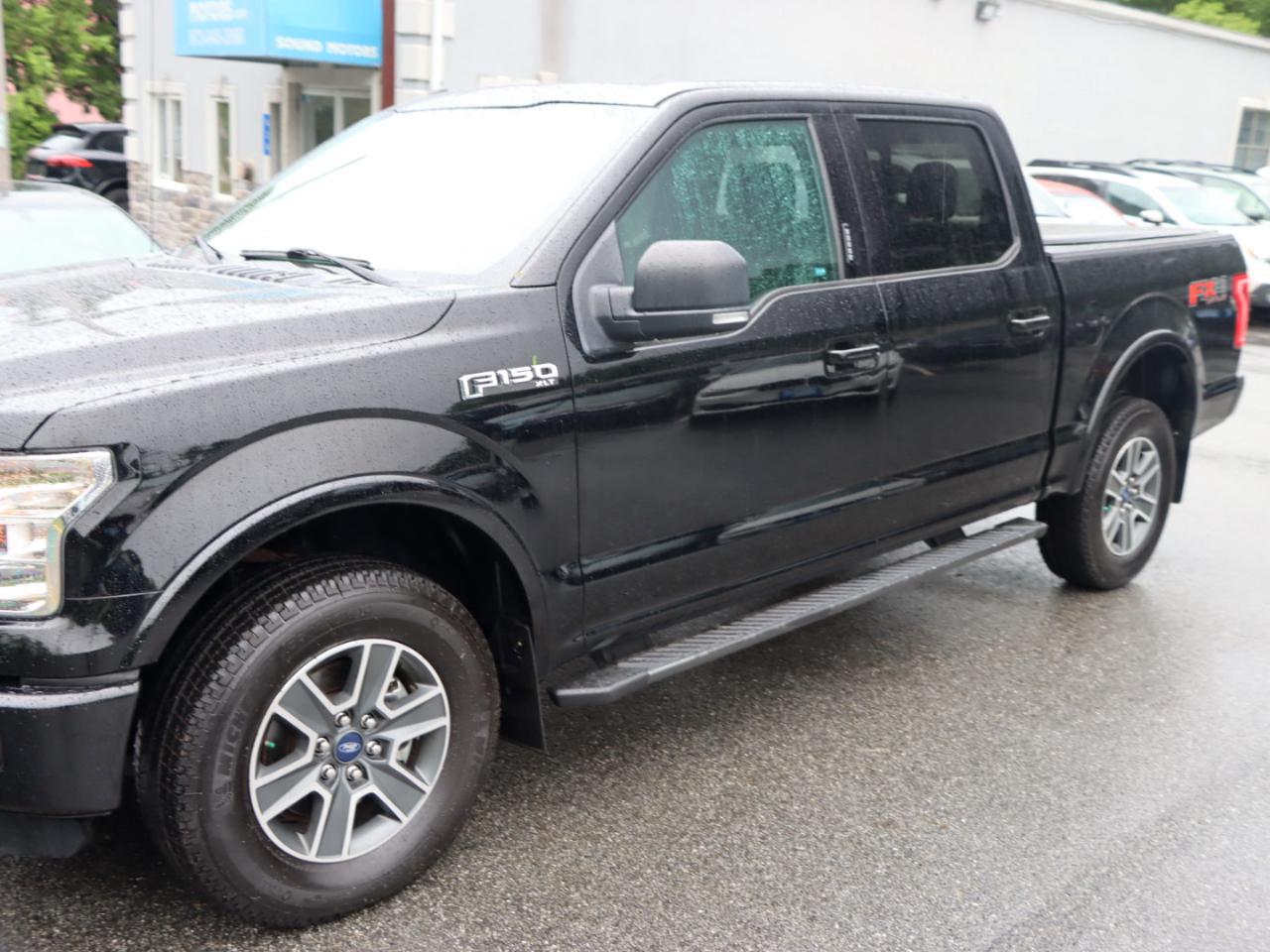 Ford F-150 Lariat SuperCrew 5.5-ft. Bed 4WD 2016