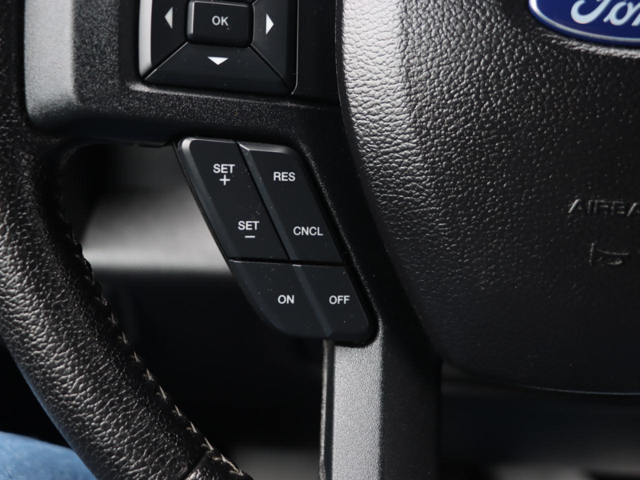 Ford F-150 Lariat SuperCrew 5.5-ft. Bed 4WD 2016