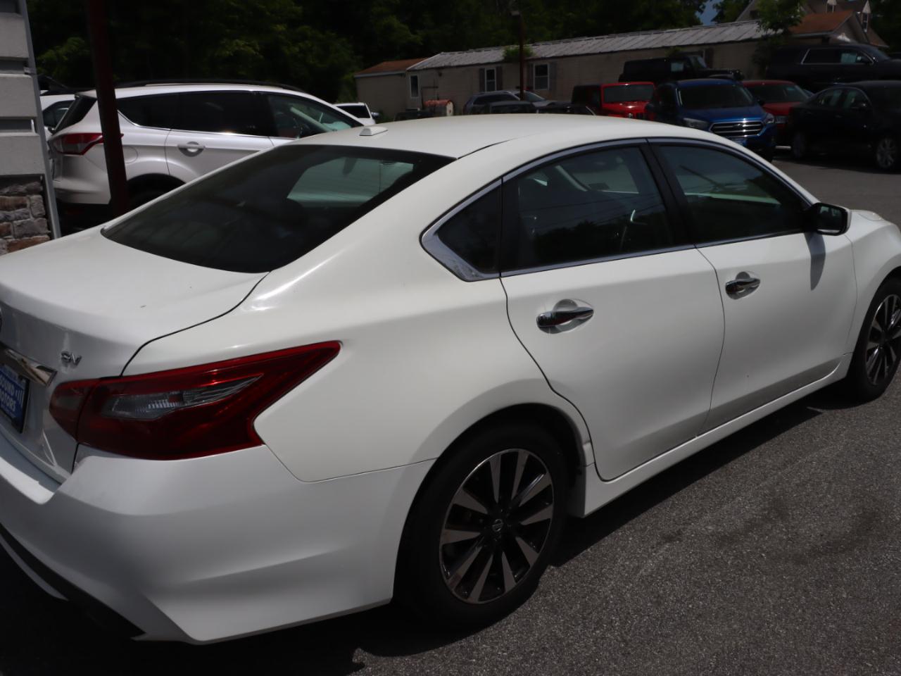 Nissan Altima 2.5 SV 2018