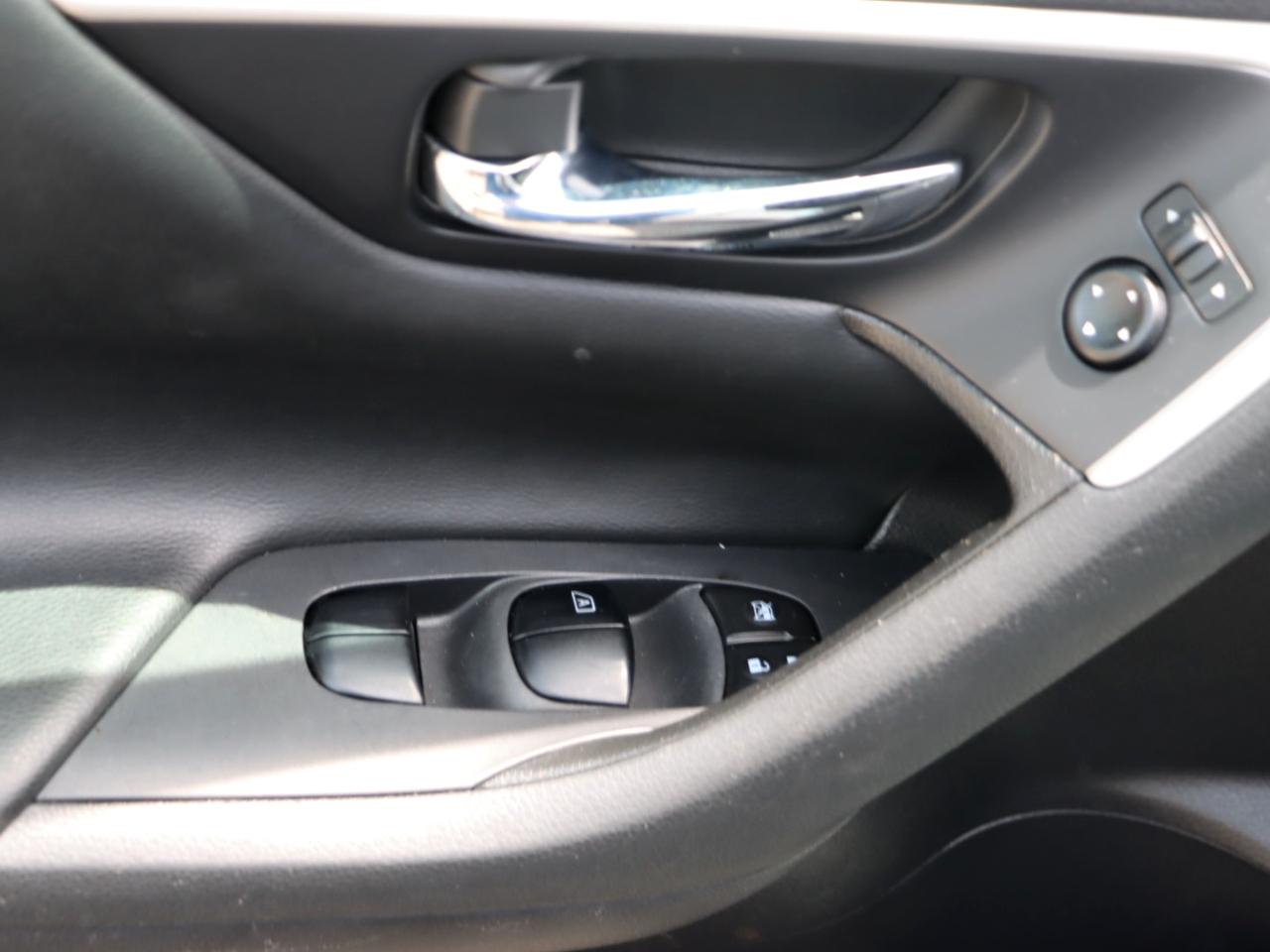 Nissan Altima 2.5 SV 2018