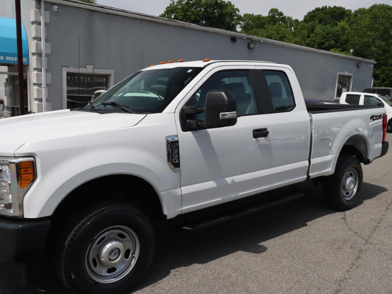 Ford F-350 SD Lariat SuperCab Long Bed 4WD 2017