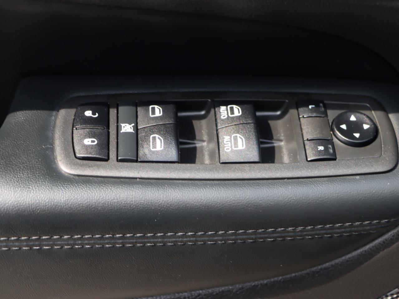 Jeep Grand Cherokee Laredo E 4WD 2021