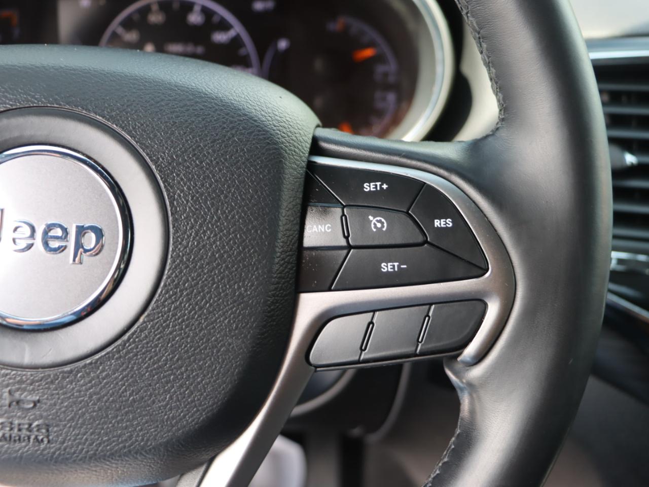Jeep Grand Cherokee Laredo E 4WD 2021