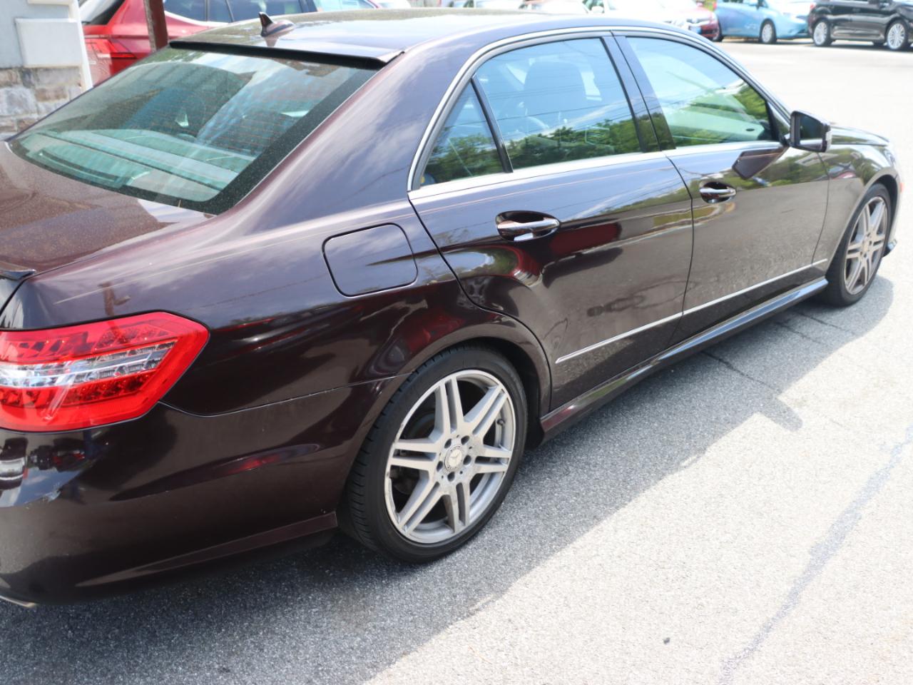 Mercedes-Benz E-Class E350 Sedan 4MATIC 2010