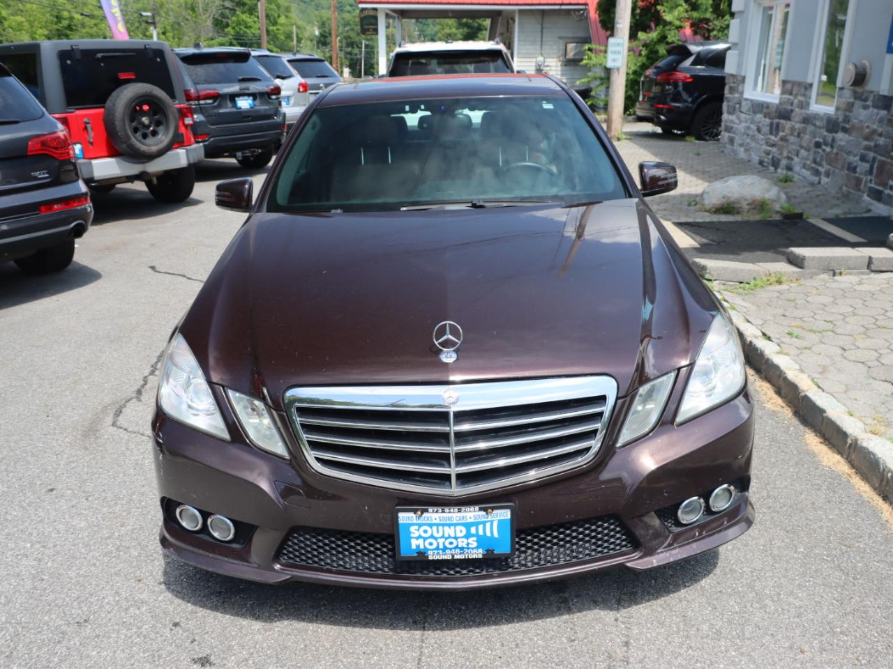 Mercedes-Benz E-Class E350 Sedan 4MATIC 2010