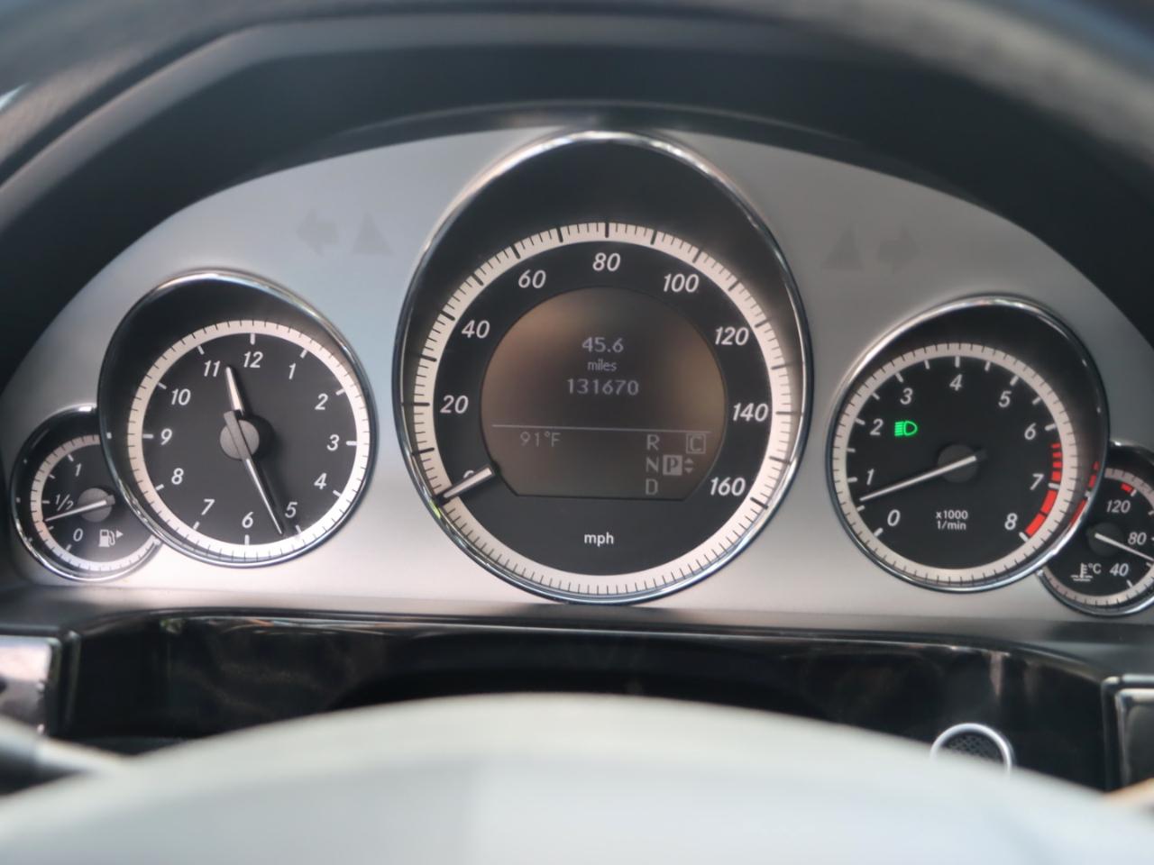 Mercedes-Benz E-Class E350 Sedan 4MATIC 2010