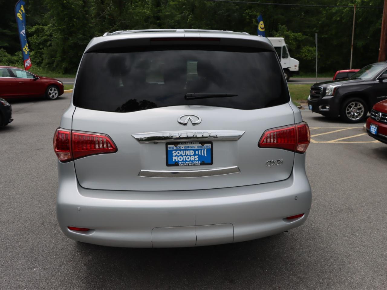 Infiniti QX56 4WD 2011