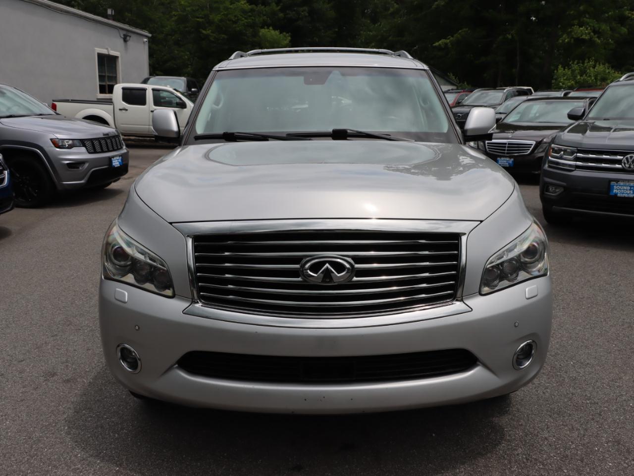 Infiniti QX56 4WD 2011