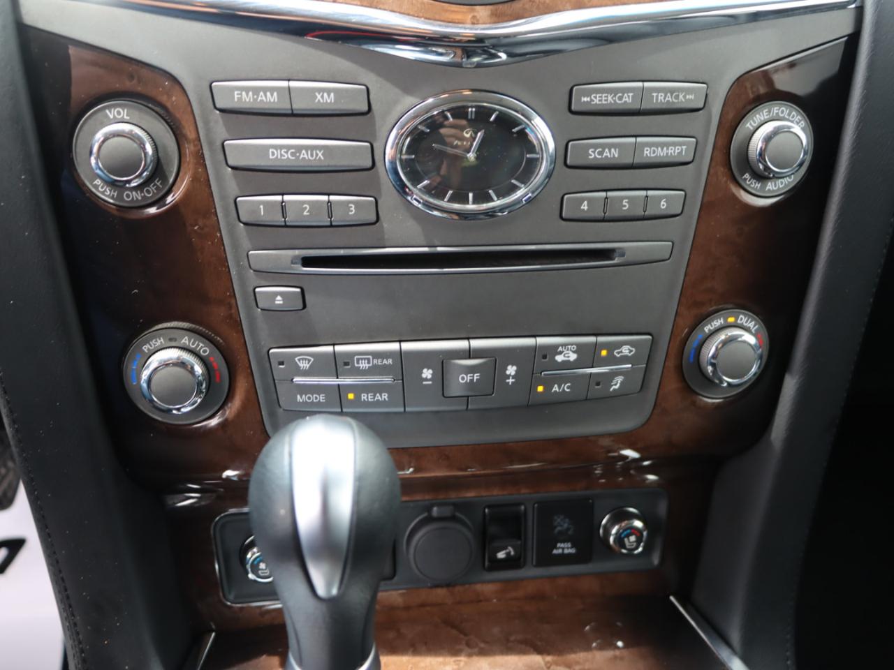 Infiniti QX56 4WD 2011
