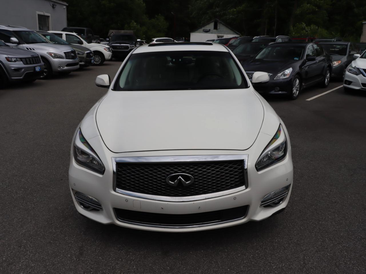 Infiniti Q70 L 3.7 AWD 2015