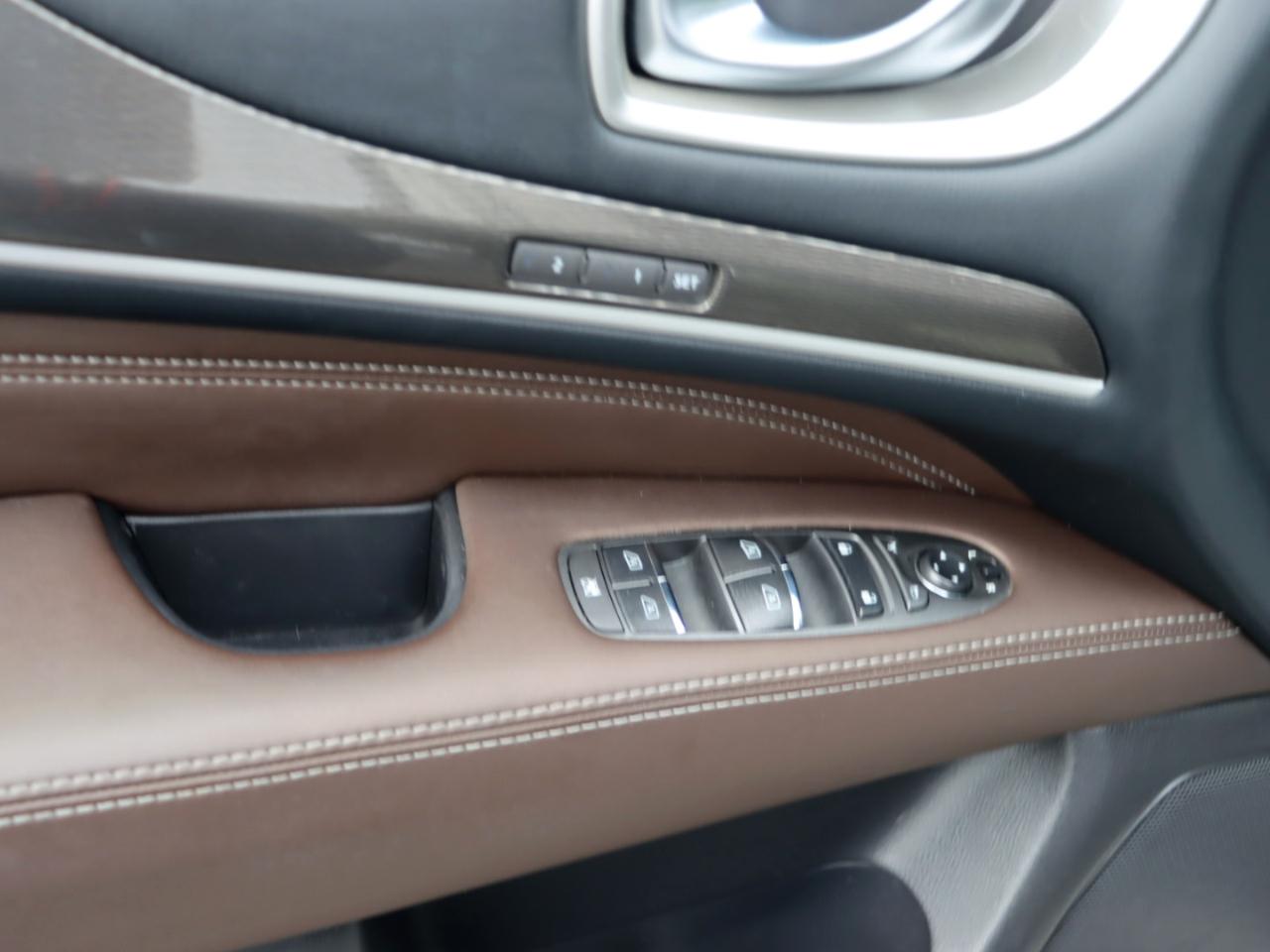 Infiniti QX60 Base AWD 2016