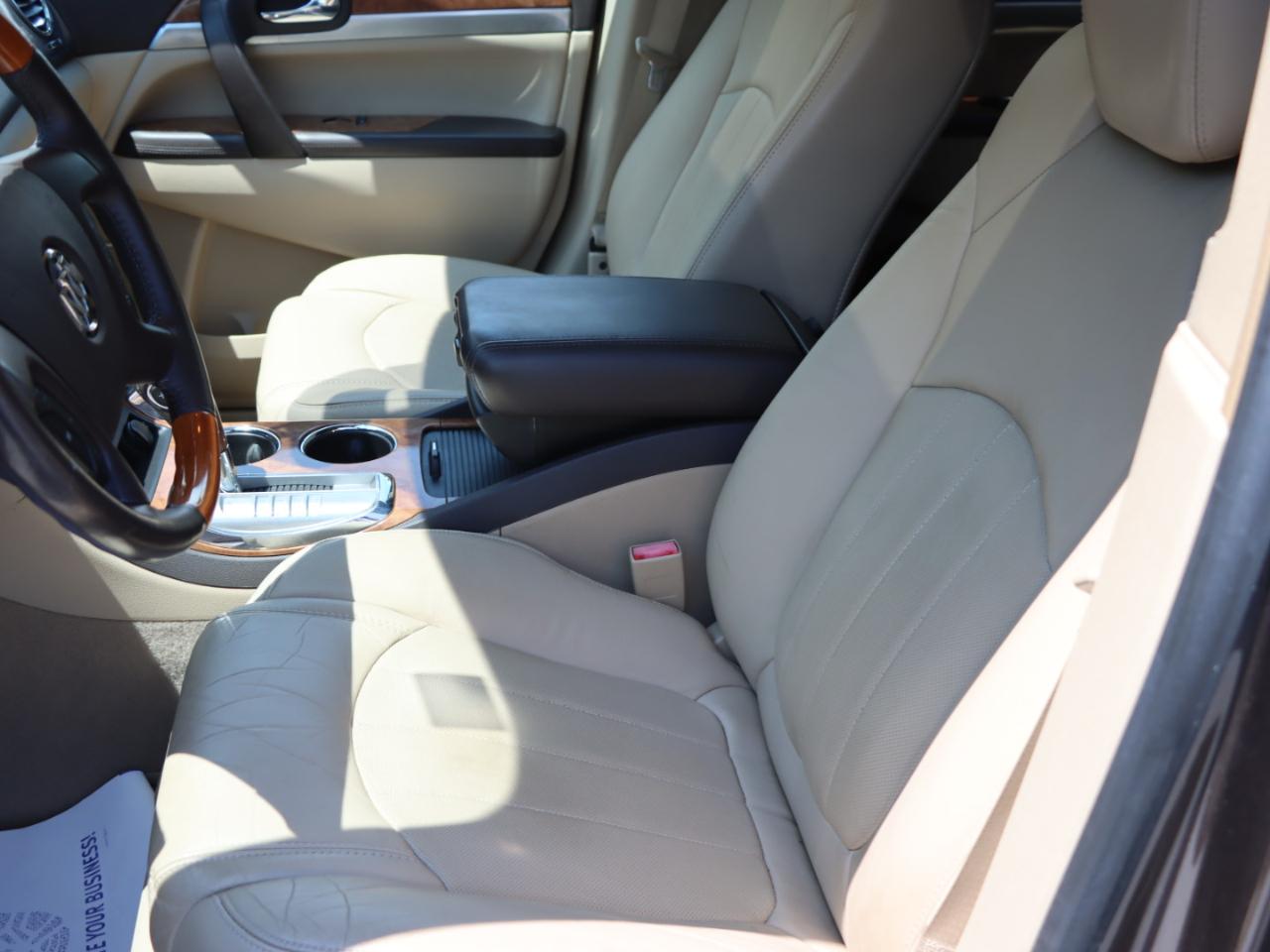 Buick Enclave CXL 2XL AWD 2010