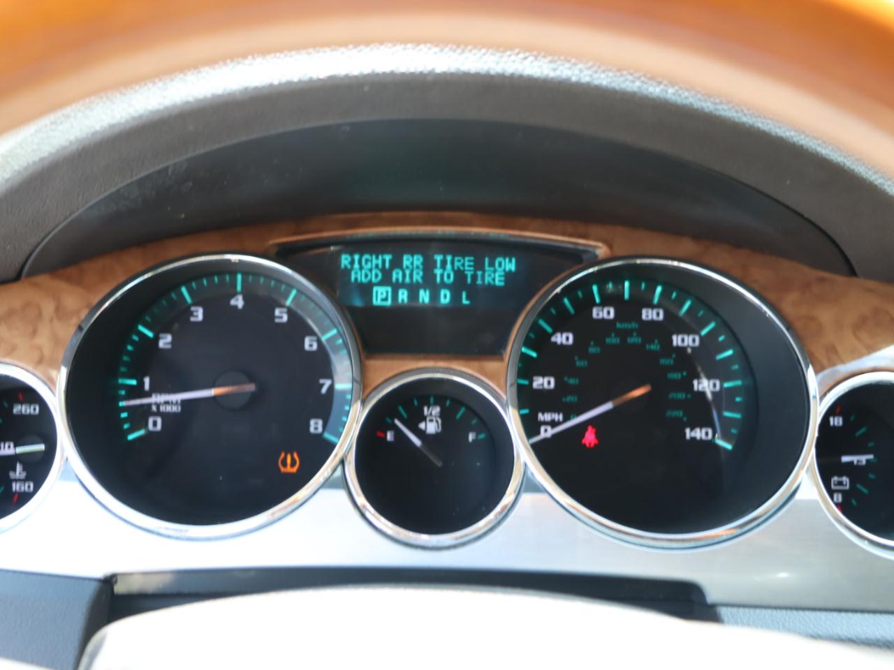 Buick Enclave CXL 2XL AWD 2010