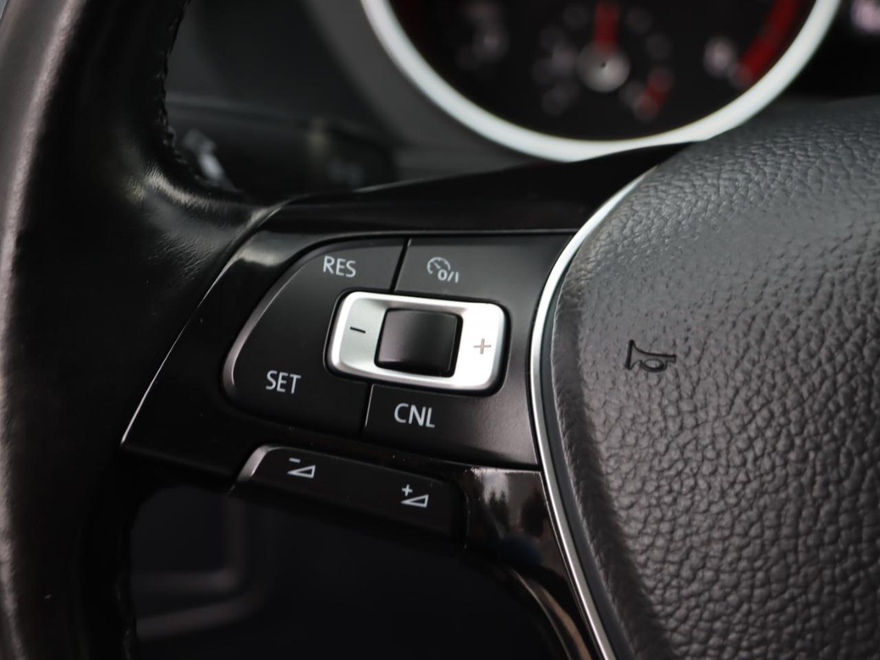 Volkswagen Tiguan SE 4Motion AWD 2018