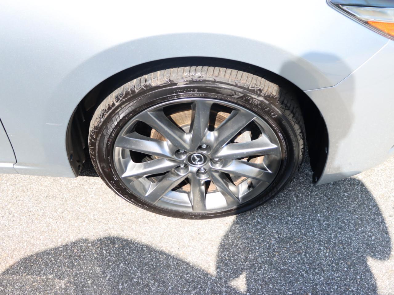 Mazda MAZDA3 s Touring AT 4-Door 2018