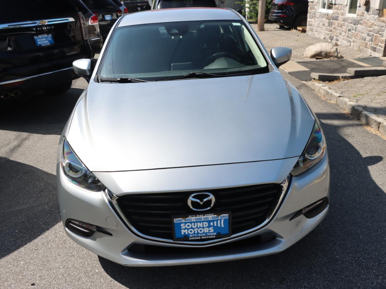 Mazda MAZDA3 s Touring AT 4-Door 2018