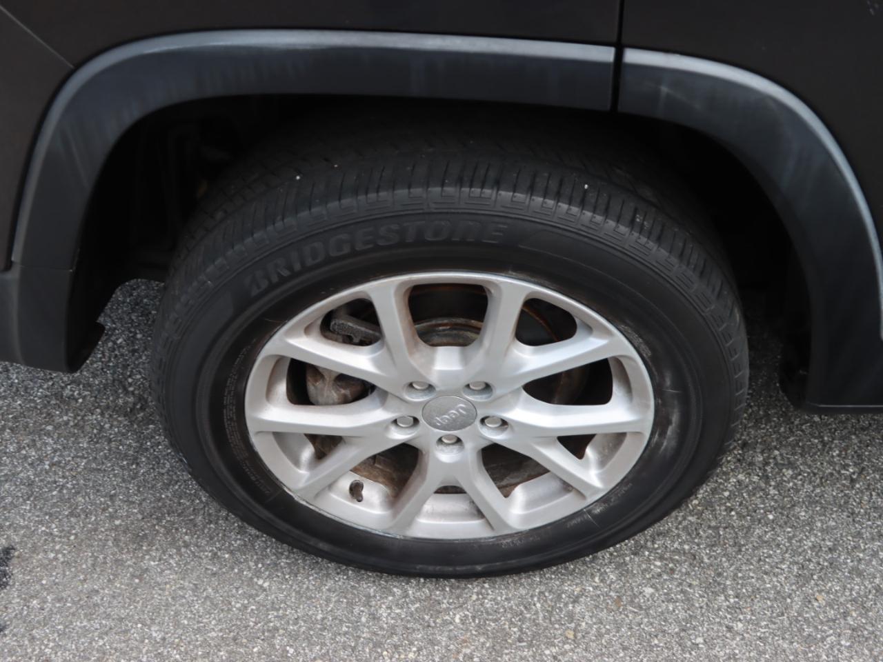 Jeep Cherokee Latitude FWD 2014
