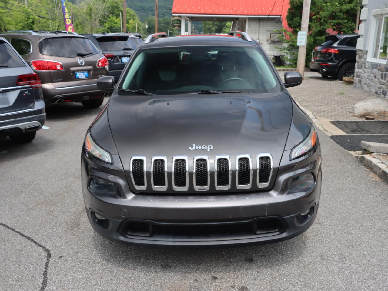 Jeep Cherokee Latitude FWD 2014