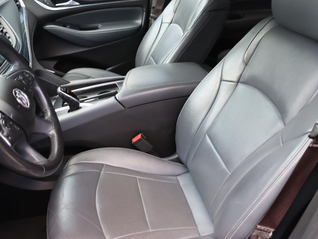 Buick Enclave Essence AWD 2021