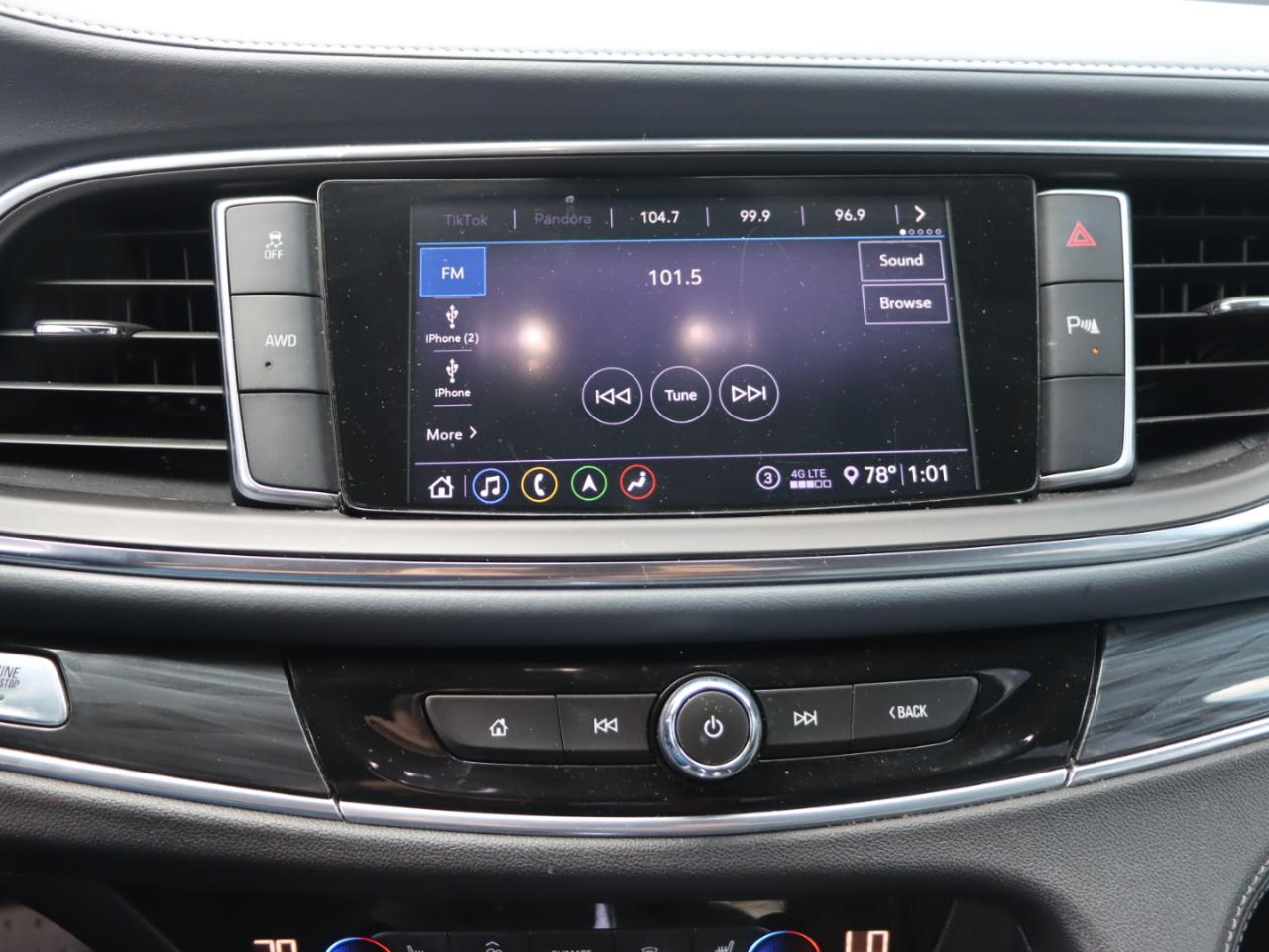 Buick Enclave Essence AWD 2021