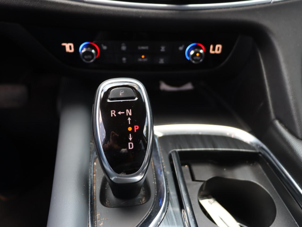 Buick Enclave Essence AWD 2021