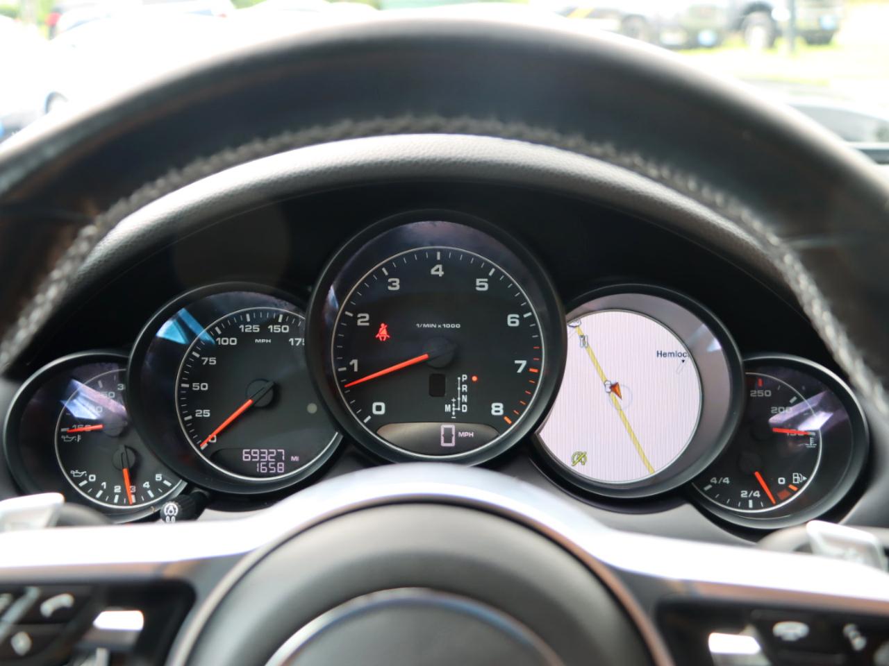 Porsche Cayenne Base 2017