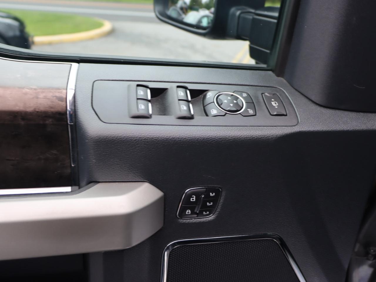 Ford F-250 SD XL Crew Cab 4WD 2022