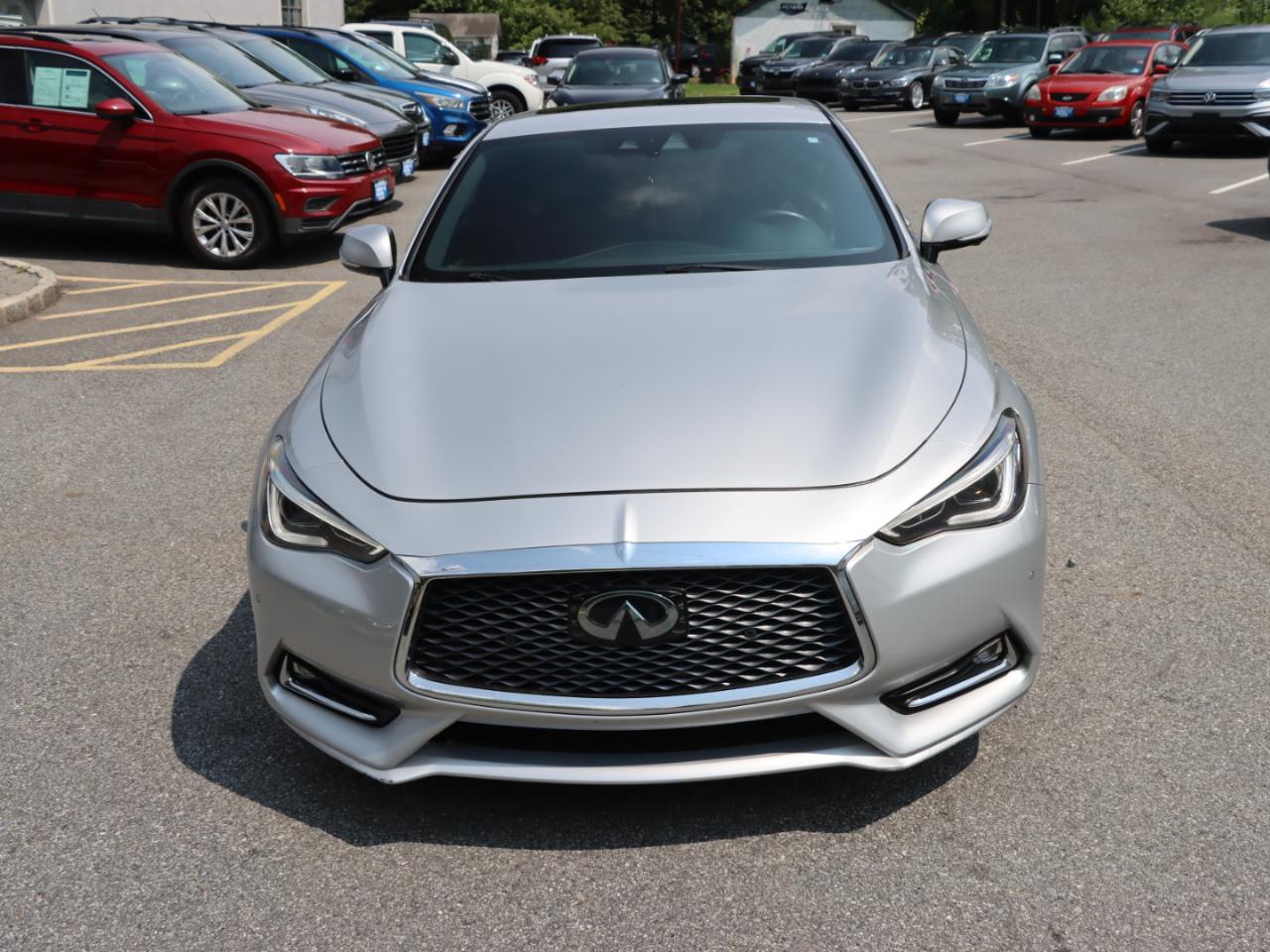Infiniti Q60 Red Sport 400 AWD 2017
