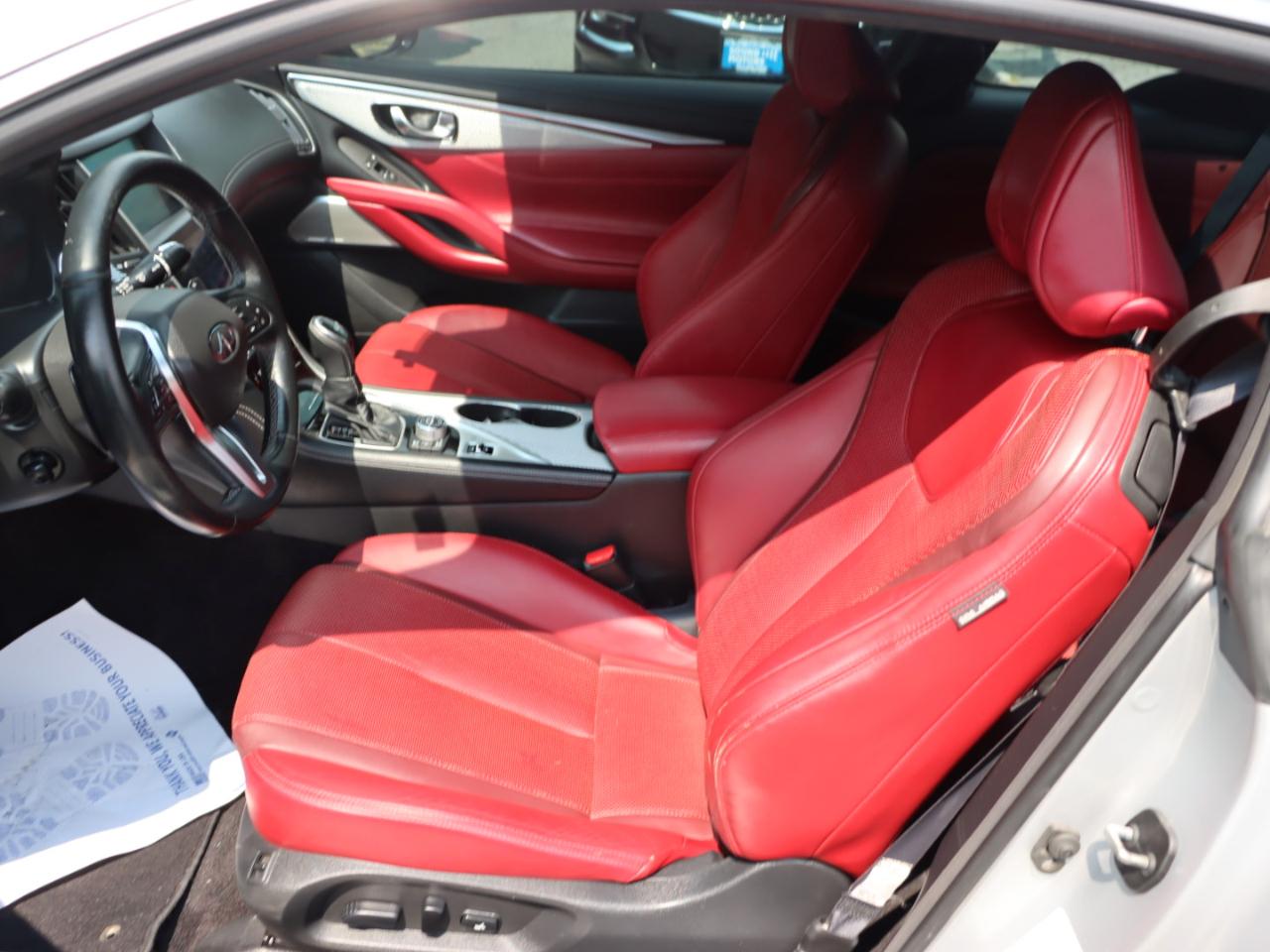Infiniti Q60 Red Sport 400 AWD 2017