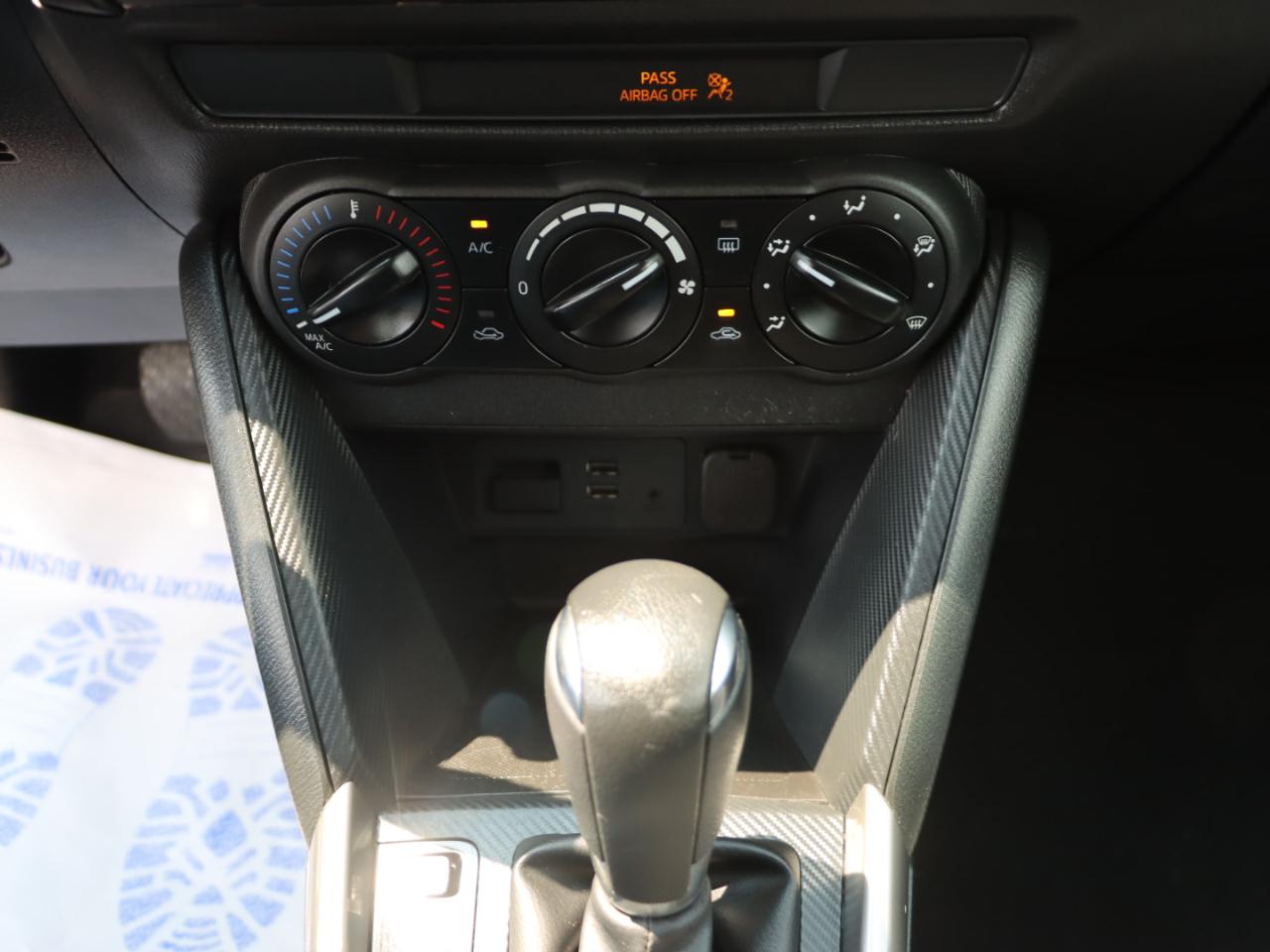 Toyota Yaris iA 6A 2019