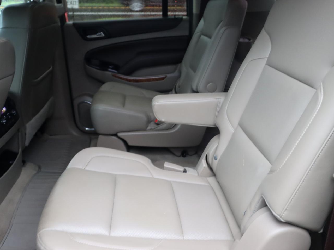 Chevrolet Suburban Premier 4WD 2019