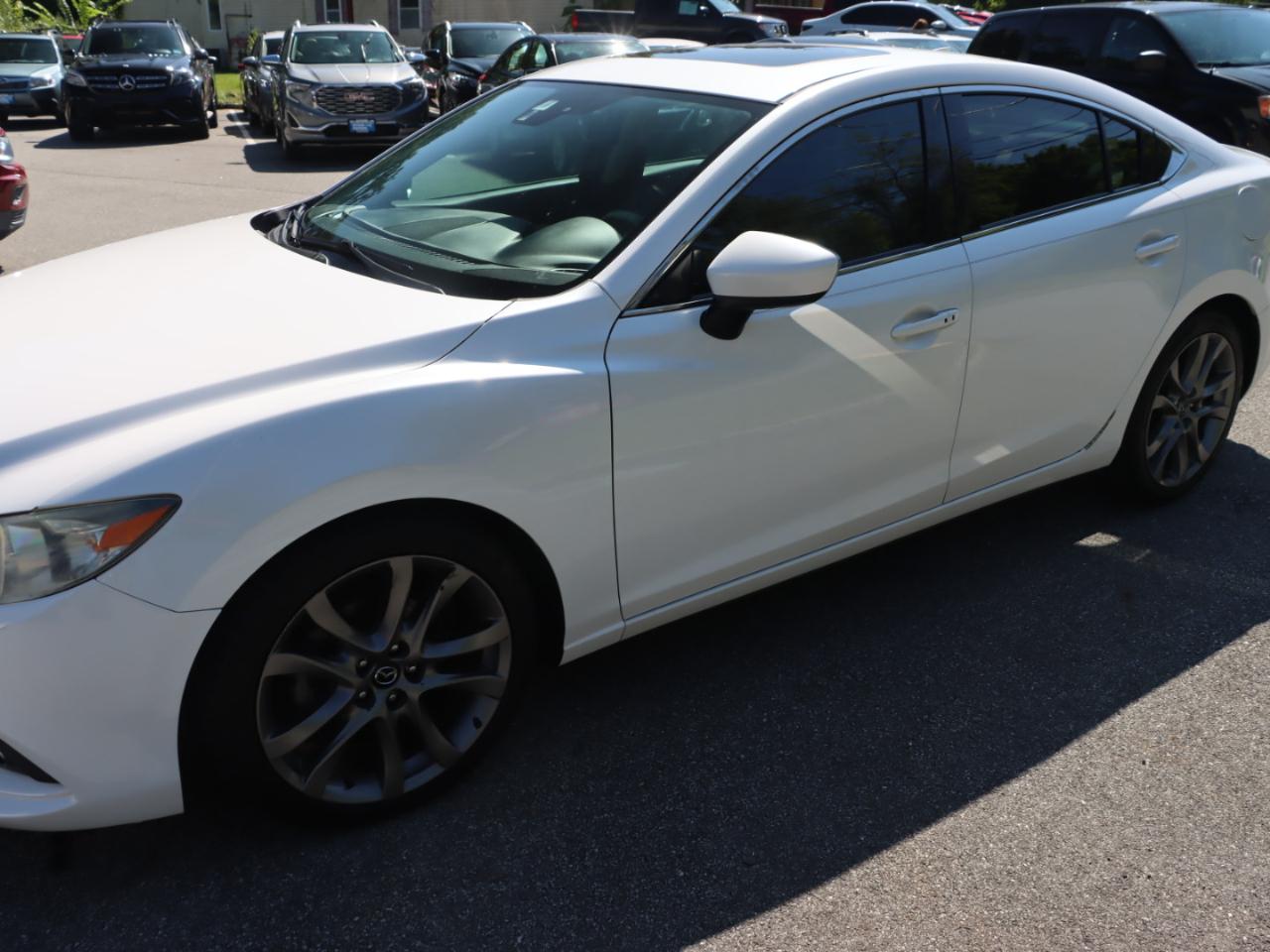 Mazda MAZDA6 i Grand Touring 2015