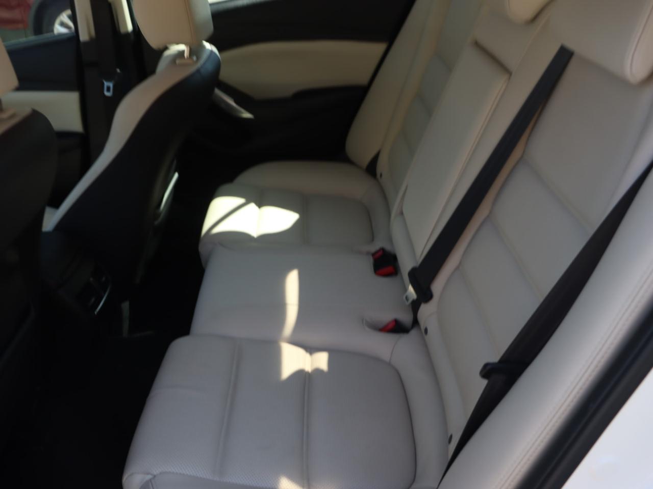 Mazda MAZDA6 i Grand Touring 2015