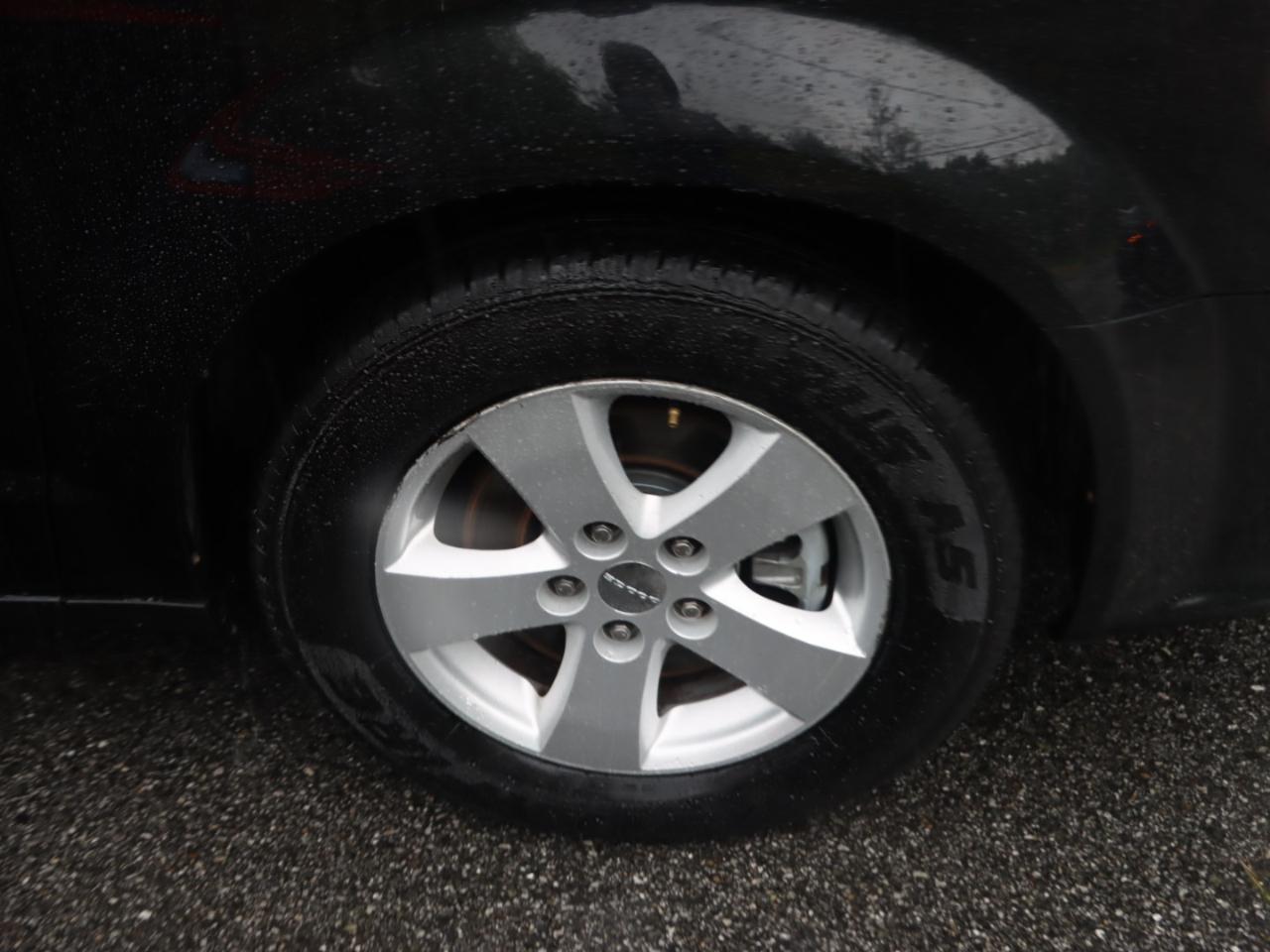 Dodge Grand Caravan SE 2013