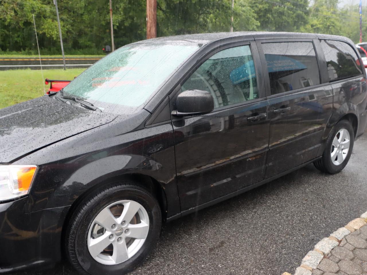 Dodge Grand Caravan SE 2013