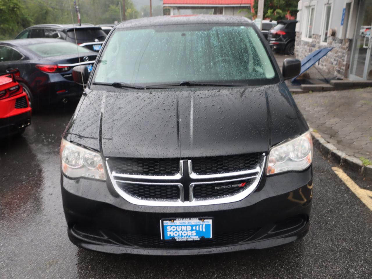 Dodge Grand Caravan SE 2013